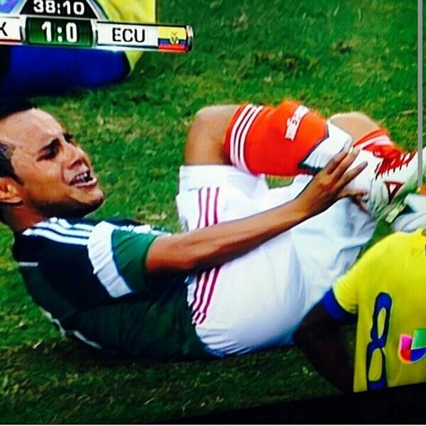 Bo TUK5IYAEd6NH Mexicos Luis Montes had his leg bent like a banana in a shocking injury v Ecuador, WC dream is over [Pictures] 