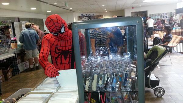 Fox28_Spokane's tweet image. Spider-Man looking for that rare comic. #spokanecomicon