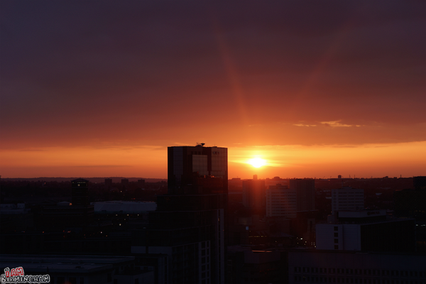 IAmBirmingham's tweet photo. The sun setting on Brindley Place in #Birmingham this very minute... (Photo: @yosefcrazy) http://t.co/IRvrEk2uiZ