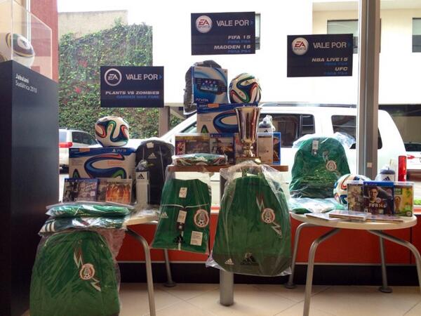 McDonaldsMexico's tweet photo. ¿Ya vieron los premios que se van a llevar los ganadores del torneo #FIFAWc14 ? :o http://t.co/jCAx4BuvCp