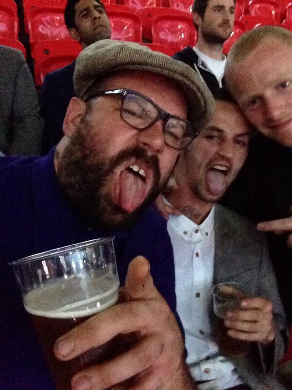 BigTomD's tweet image. Having this #FrochGroves2 #TeamGroves knock out round 4 #boom #southlondon