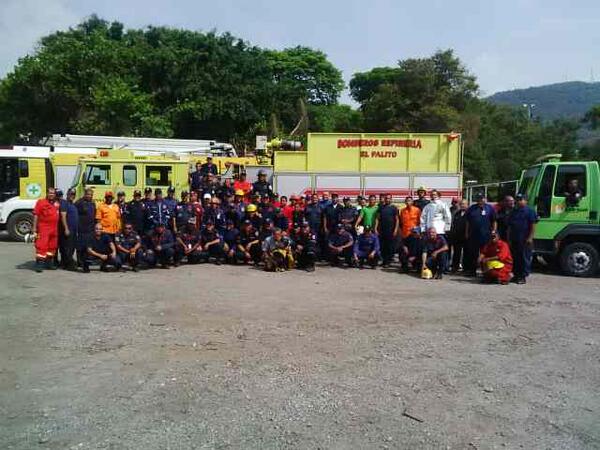 cnb_zulia's tweet photo. Participantes del curso Manejo de bombas para vehículos contra incendios en pto cabello http://t.co/DXZInafkvf