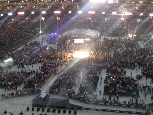 YazzLFC's tweet image. Mental Atmosphere WOOOOOOOW #FrochGroves2 #TeamGroves #wembley