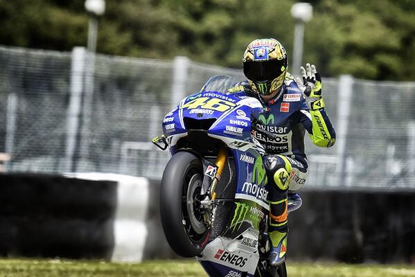 ValeYellow46's tweet photo. Mugello circuit,Italy
Saturday,official practice
Fourth shot @GigiSoldano http://t.co/7wQucISvFE