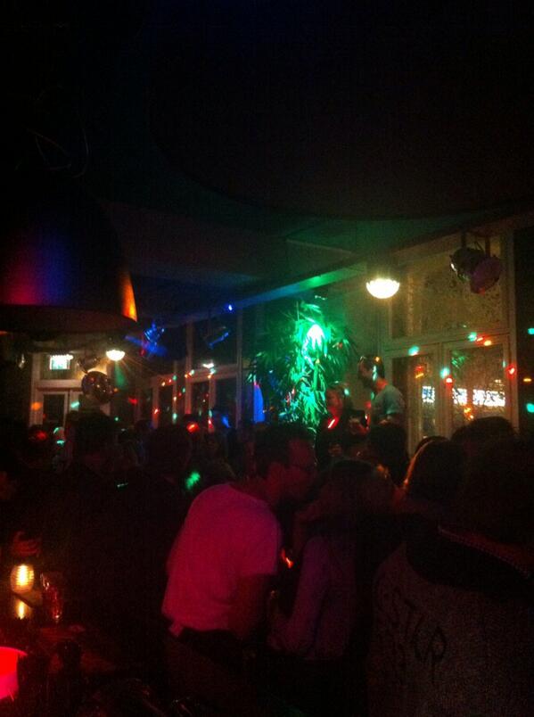 En de 4e Proef-afterparty is begonnen! Feest! #proefamersfoort