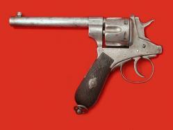 PiedrahitaLuis's tweet photo. Con pistolas como estas habría menos guerras. http://t.co/wjyePkv9VR