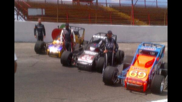 austin2655's tweet photo. Front row with jerry coons,brian clawson,aaron pierce http://t.co/hGvGpnTv5T