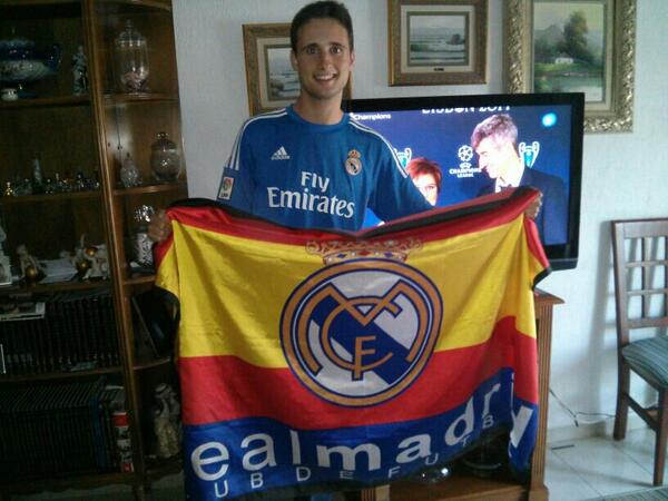 Alberto_R_H88's tweet photo. Otra vez más preparado para ver una gran final, esta la mas importante !Hala Madrid! A por el décimaaa http://t.co/EFQbP524aj