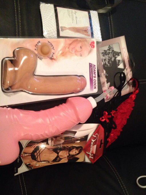 More #camgirl #goodies 😁 I'm obsessed with that pink cup that looks like a penis! 😋 #easilyamused http://t<a href="/tag/camgirl"class="tags">#camgirl</a><a href="/tag/goodies"class="tags">#goodies</a><a href="/tag/easilyamused"class="tags"><span>#easilyamused</span></a>