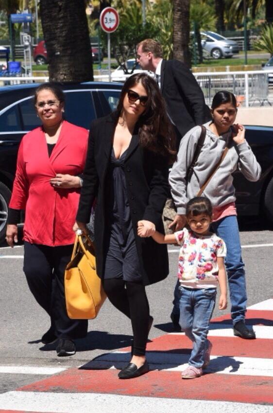 Embedded image permalink