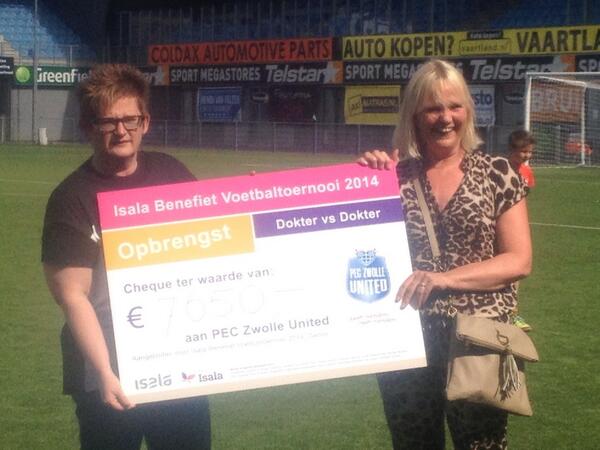 €7650 opgehaald voor Amalia kindercentrum!! Groot succes dankzij #isala dokters, huisartsen en #PECZwolle