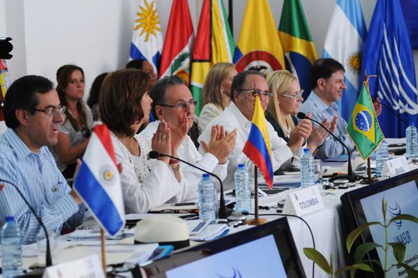 margaritanoti's tweet photo. Unasur rechaza que EE UU persiga sancionar a funcionarios venezolanos (+ video) -  http://t.co/uSTxZANQAM http://t.co/aNEgS9cUAU