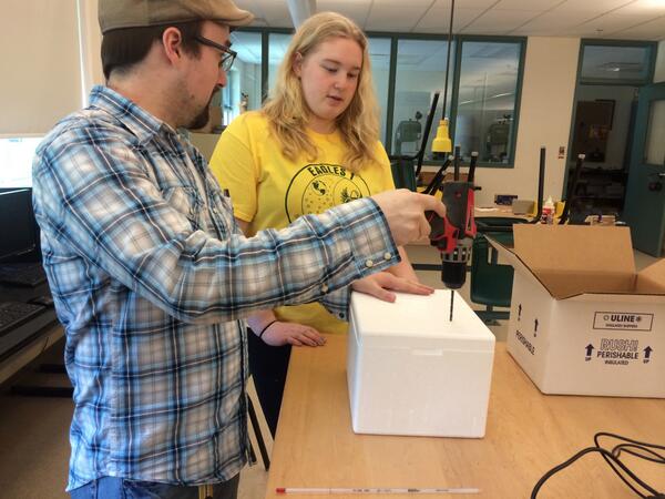 Eaglesinspace's tweet photo. Working on the project today even though it's saturday! We are getting ready for the launch! http://t.co/METOtjZlED
