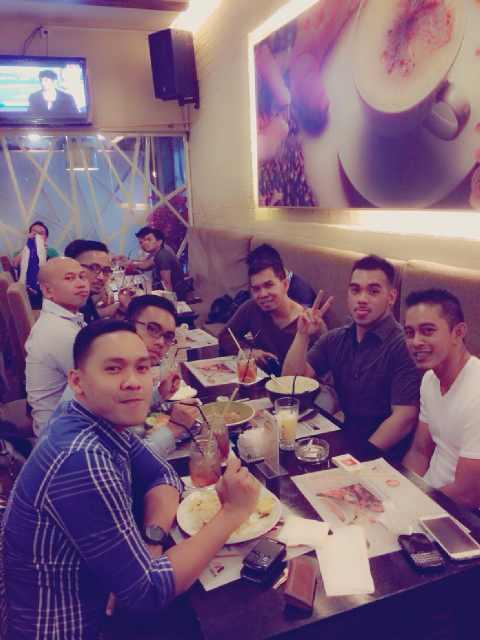 latiefsan's tweet photo. Rhommy Party at Sarinah #NeoMenHealthh #NMH #Reunion http://t.co/71e2pBrA2U
