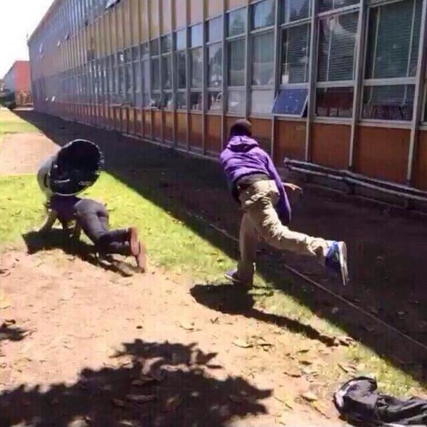 TrapHouseMario's tweet photo. When bae say she don't suck dick http://t.co/6MFNgy0XDe