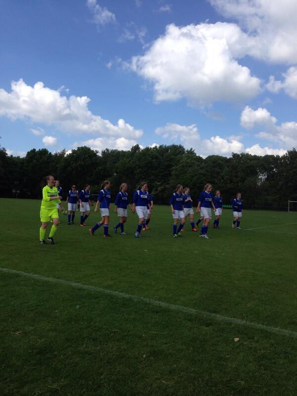 bijntje's tweet photo. @VDLMB1 gefelicteerd met de 1e plaats http://t.co/bTPl2qS5eS