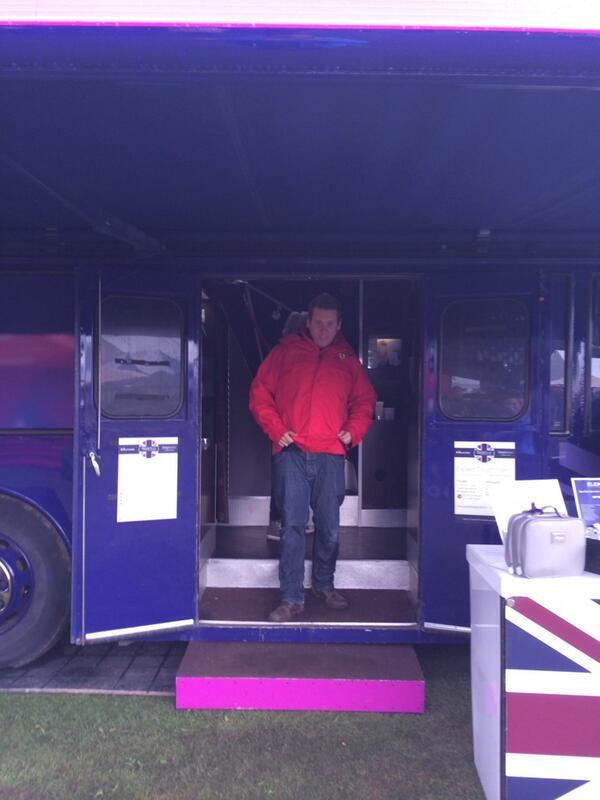 KeglevichUK's tweet photo. Just had a #massage at @elemis #spabus @ElemisSpaBus #relaxing after a great day at @foodiesfestival http://t.co/jDdqO1dVjl