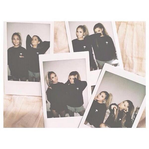MadisonKarlosYL's tweet photo. Polaroids are the best, I swear. http://t.co/4PJrwgDHJd