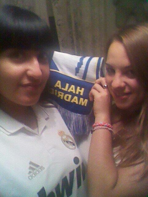 Sonia_ort's tweet photo. Nos vamos a Cibeles! Hala Madrid! @joanaprez http://t.co/yz6rhnOAXw