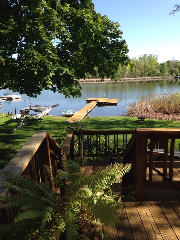 ernlinz's tweet photo. Grabbing a little R&amp;R on the parents beautiful Scotch Lake. #Relax #hammocklife #Detroit http://t.co/xRKHXgiqQx