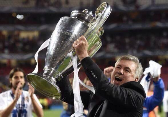 Muchas gracias, coach <a href="/MrAncelotti/">Carlo Ancelotti</a>! #TheBest