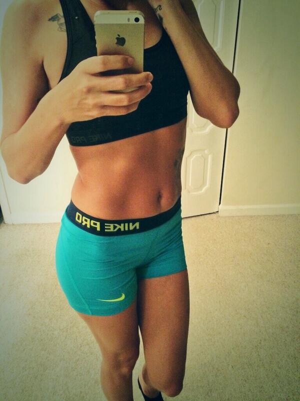 nike pro shorts hot