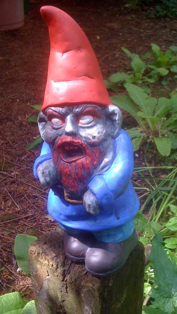 Yesterday was embarrassing. But today I'm free and I'm coming for you. I'm serious. #TheWalkingGnome #Brainspotting