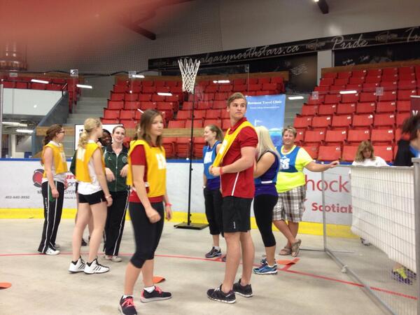 WomenSportFit's tweet photo. @NetballAlberta at the #WomenSportFitnessShow http://t.co/G7GkaHkAtT