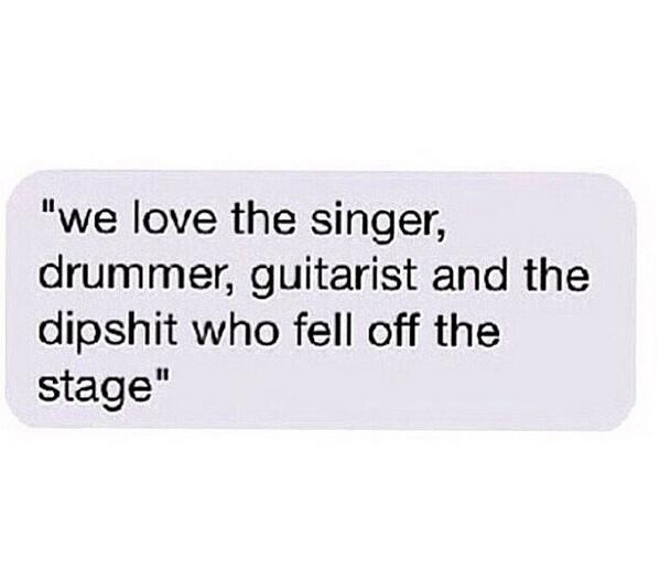 TheVampsCon's tweet photo. I SEE HOW IT IS http://t.co/x0V2m5WsON