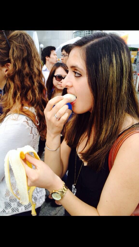 WMBananas's tweet photo. #bananasabroad #berlin http://t.co/vD634DTJO1
