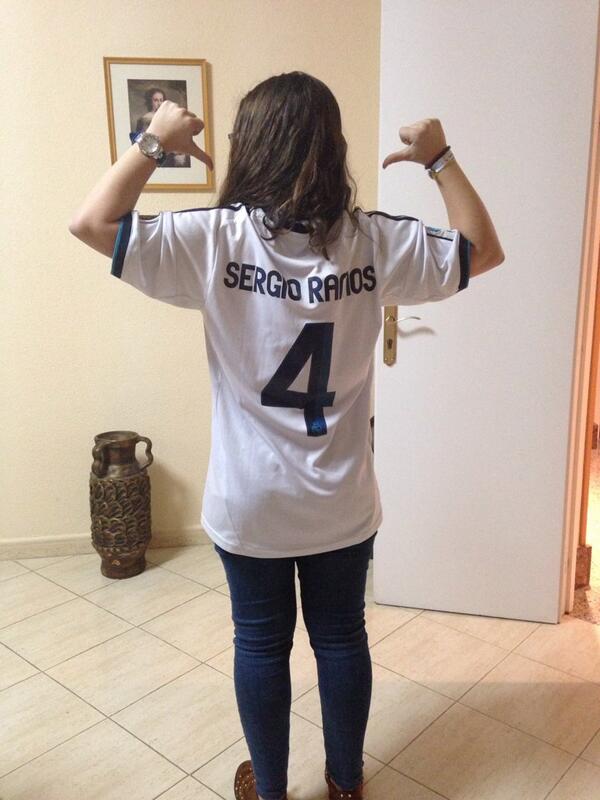BeaRMCF's tweet photo. Viva el Madrid! Y la madre que parió a Ramos! http://t.co/kvKh6uvjor