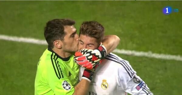 FOXDeportes's tweet photo. El sentimiento de todo madridista en este momento. http://t.co/RafizYr878