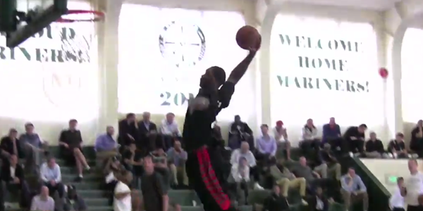 Hoopmixtape's tweet image. Joel Embiid Looks 100% Healthy as He Throws Down Nasty Dunks in NBA Draft Workout buff.ly/1m7MuU9