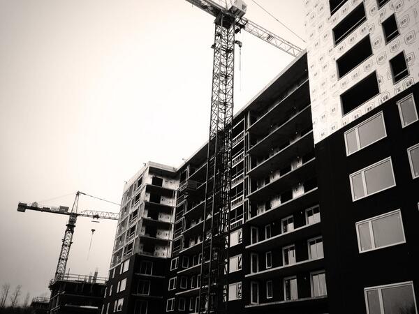 #avonhurst looking good wrapped in <a href="/VaproShield/">VaproShield</a> &amp; <a href="/rmaxci/">Rmax, A Sika Brand</a> <a href="/444RENT/">444RENT</a> <a href="/DevelopmentDuff/">Development Duffett</a> #dartmouth #development