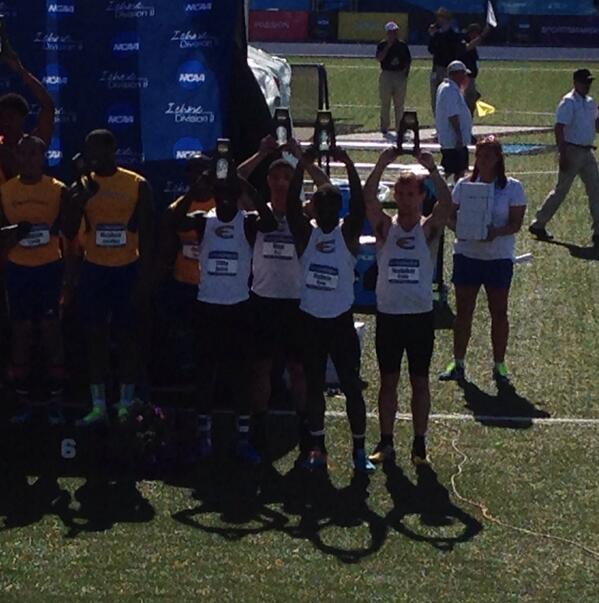 CoachRunBoyRun's tweet image. All Americans!!!! 40.77. Men's 4x100!!! #ESUTF