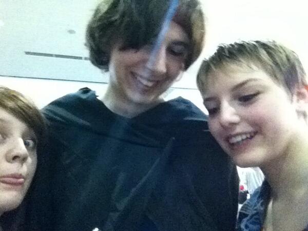 Swegnado's tweet image. Met @TerezixKarkat and @TailOfAGlaceon today uwu