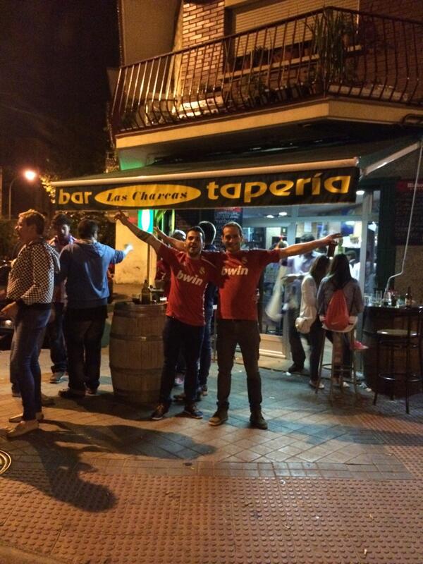 javiersoti's tweet photo. Muy buena final en bar la charca @aaronly1012 #impresionante http://t.co/yhPc6bLT5l