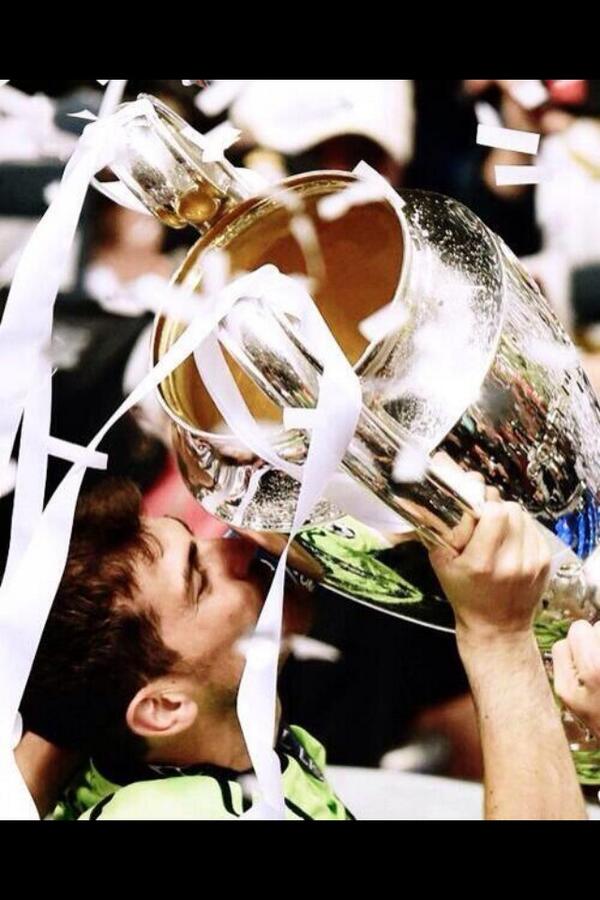 antoitobernal's tweet photo. Aora SIIIIIIII HALA MADRIDDD!!!!!!!! http://t.co/kULjzSmGQi