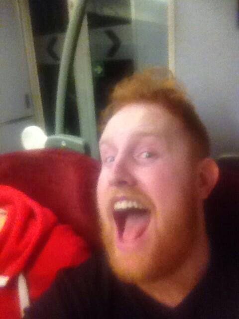 gavinjames's tweet photo. @kleesheen happy birthday emma !!!! 😄👍🍻🎉🎉🎉🎉 http://t.co/JQqrGxfwXy