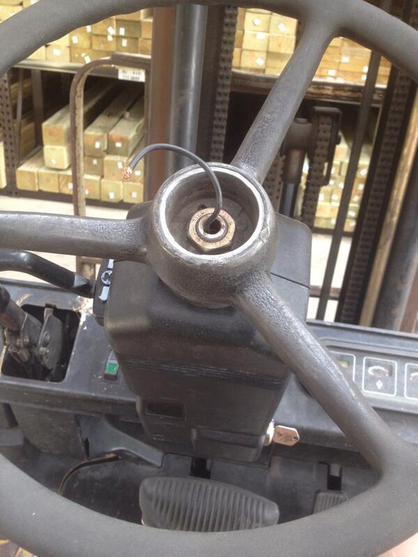 Jacob_Of_Legend's tweet photo. #HornProblems http://t.co/vOcND1btt9