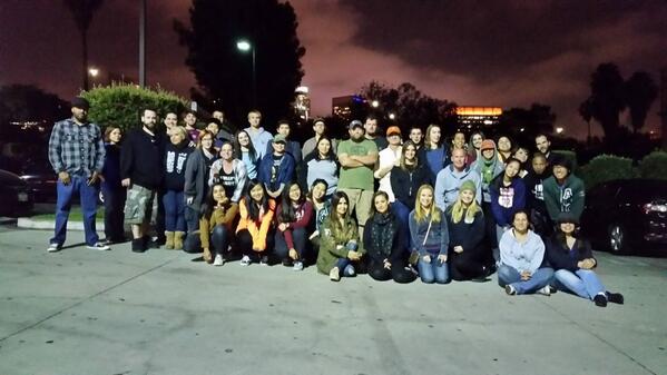 MondayNtMission's tweet photo. Friday night is all right, thanks to an enthusiastic group of volunteers
#homelessness #homeless #HungerSucks #food http://t.co/nagCnhju0v