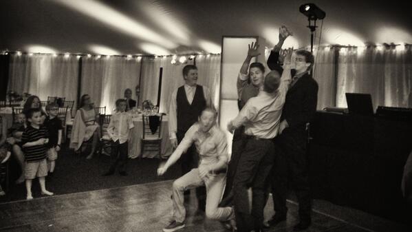 net00zero's tweet image. #laurenandjoshgettinghitched