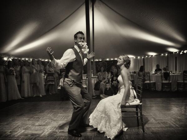 net00zero's tweet image. #laurenandjoshgettinghitched