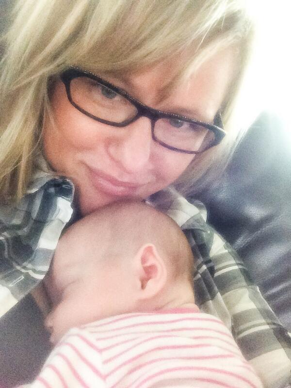 VictoriaRailey's tweet image. Mommy Life of a newborn...Snuggling with my Vera! #5weeks #Lovethisgirl