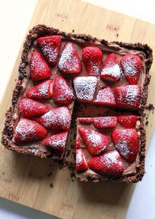 FoodPleaser's tweet image. Strawberry Brownies.