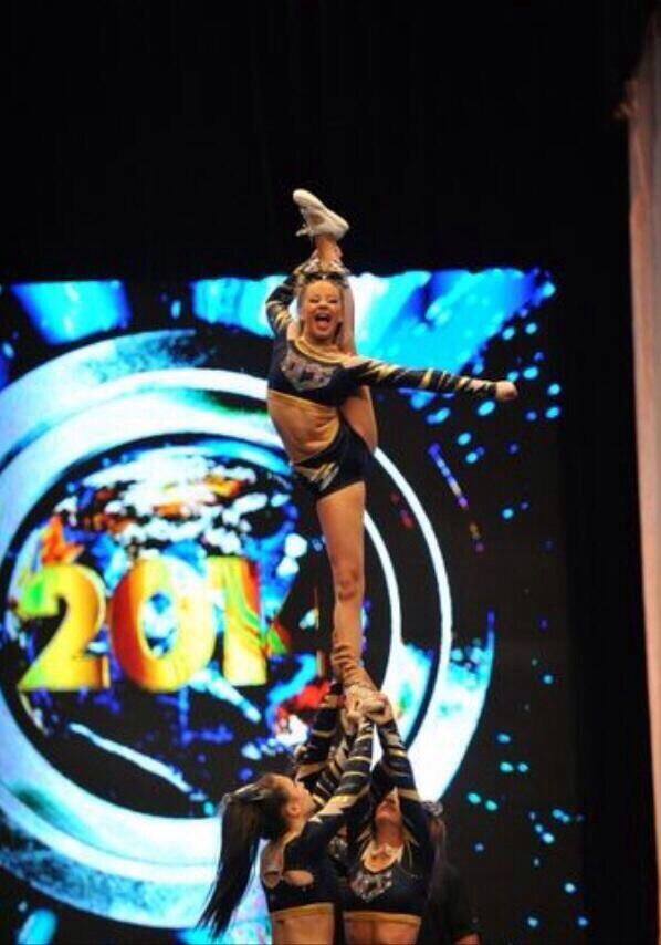 Common_Backspot's tweet image. can we just take a moment and soak in how perfect @oLLiviasumner is