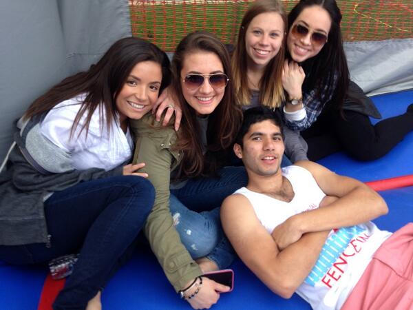 killin' it with <a href="/ZeeBeeTweets/">ZBT, Northwestern U</a> at Fence In! 😄 we're loving that bouncy castle 👌