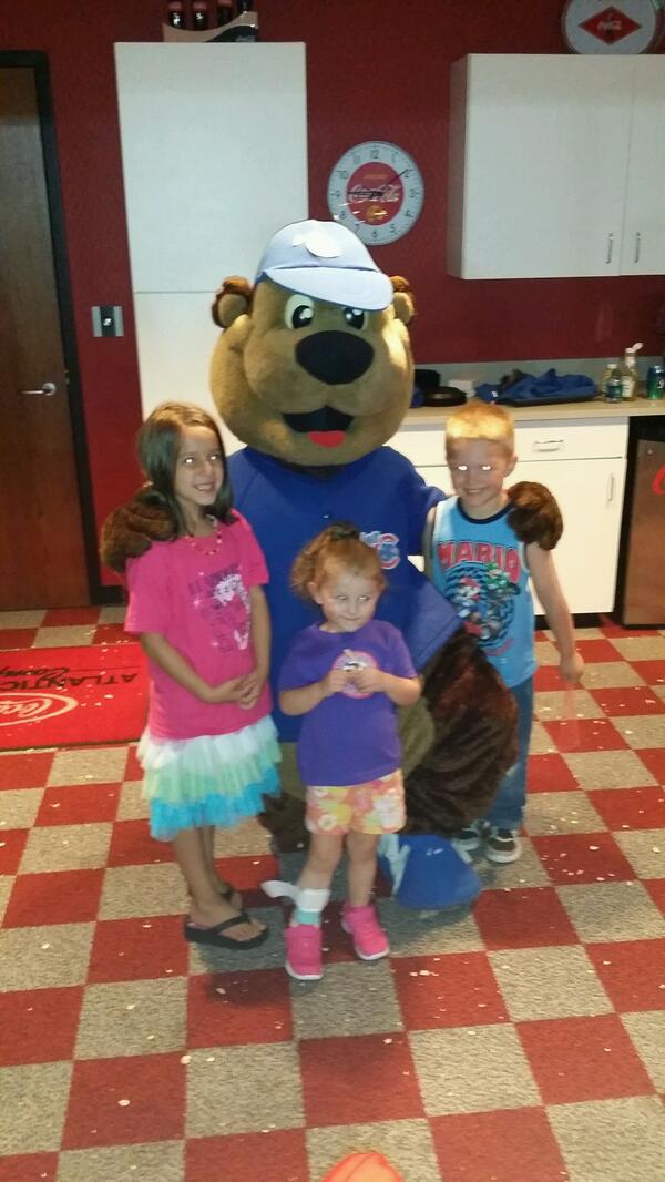 Nittward33's tweet photo. Thanks @IowaCubs! http://t.co/IgGdBlOCPe