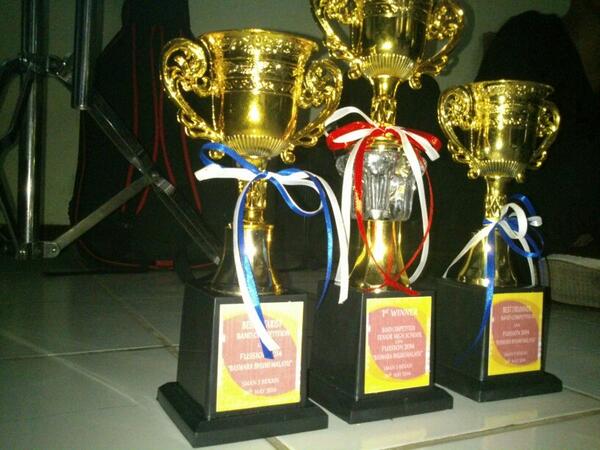 SavanaOffic's tweet photo. Selamat pagi~ http://t.co/MlU9F84qok
