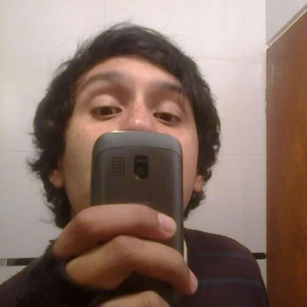 Berrykyu85's tweet image. Me encanta mi cabello (((*  o *))) ya vamos caminando por el #VISUALK